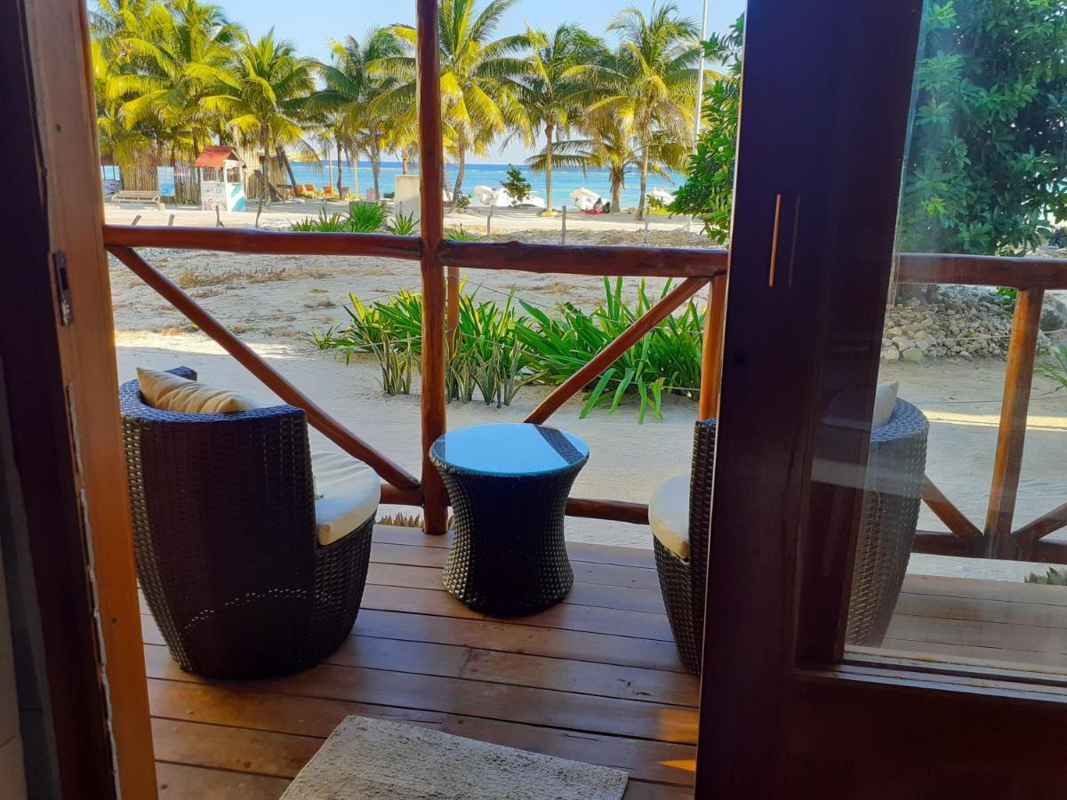 Palmeras De Mahahual Cabanas Екстериор снимка
